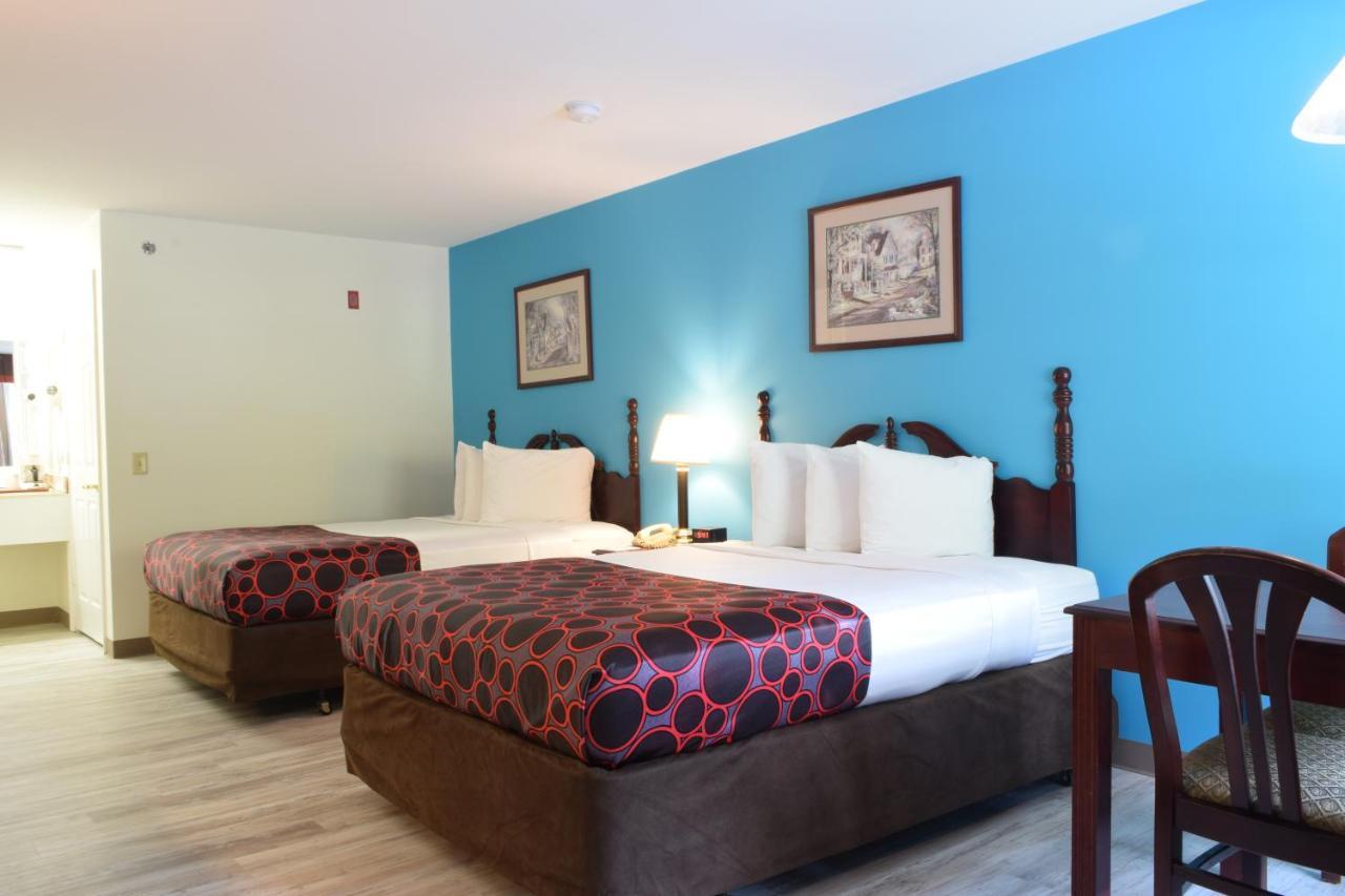 Hilltop Inn & Suites, Near Foxwoods Casino 노스스토닝턴 외부 사진